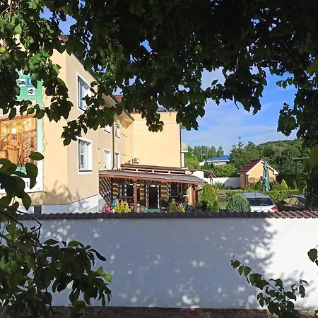 Pension A Restaurace U Mydlaru Guest house