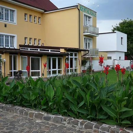 Pension U Mydlaru Guest house Mnichovo Hradiste