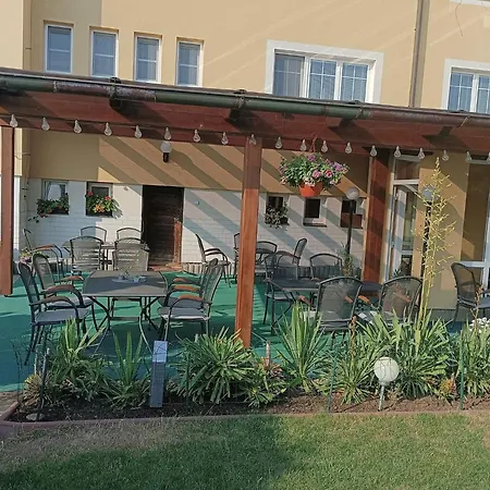 A Restaurace U Mydlaru Mnichovo Hradiště